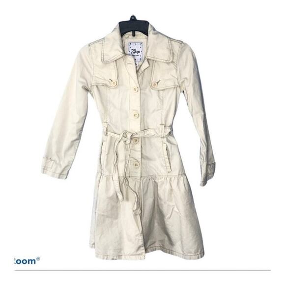 GAP Original Vintage Trench Coat JR Large Cream Ruffle Hem Belted Timeless Style - Picture 2 of 16